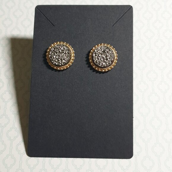 Vintage Gold Tone Round Drusy Crystal Stud Earrings Textured Design Women Retro - Picture 2 of 4